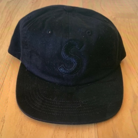 supreme Accessories - Supreme Black Hat with Embroidered S